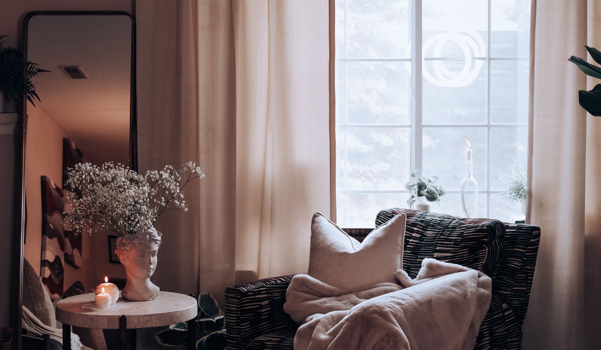 Choosing Warm Bulbs for a Cosy Living Room