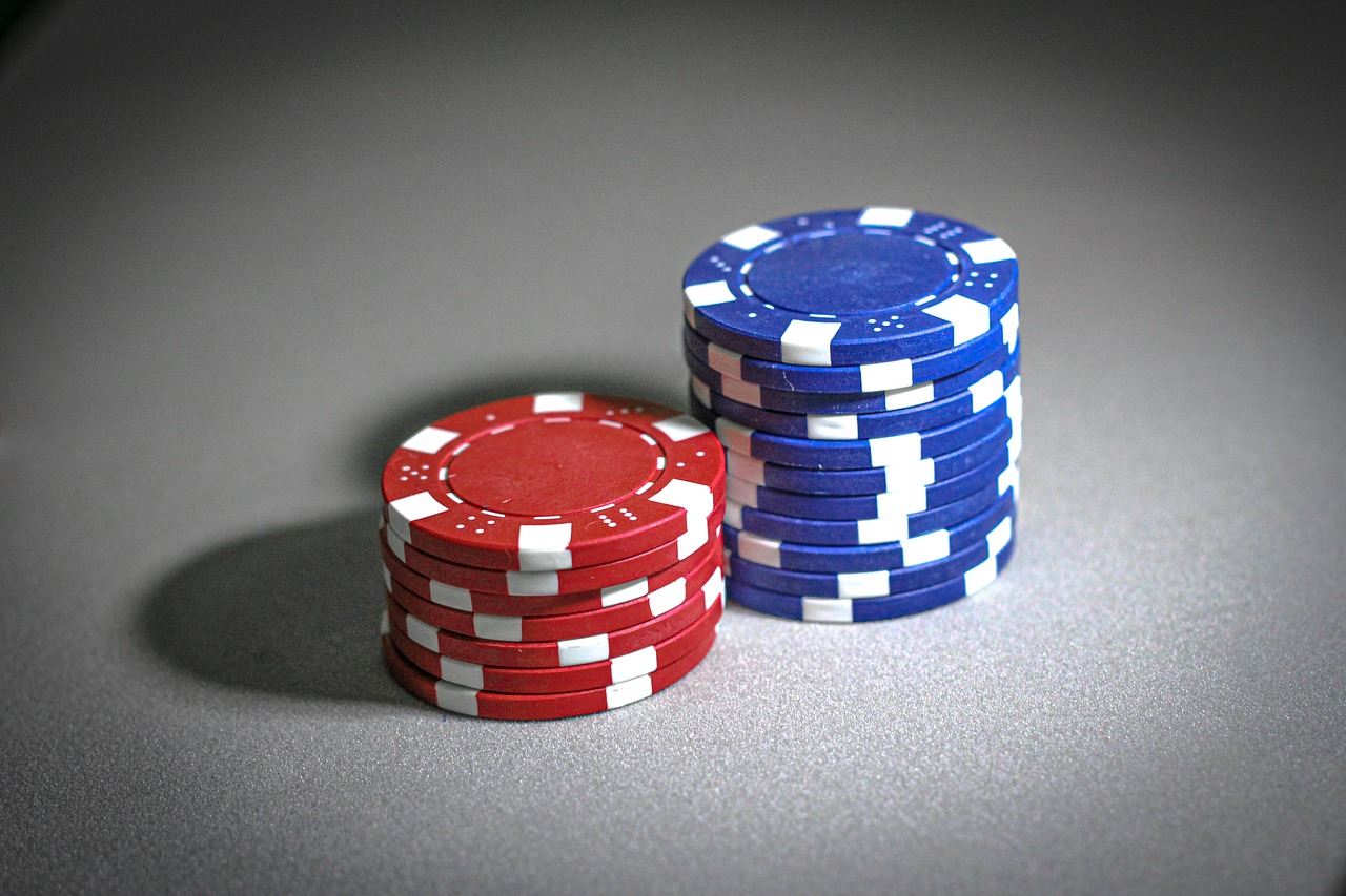 Slots, Poker or Sportsbook: Where Should Your Bankroll Go?