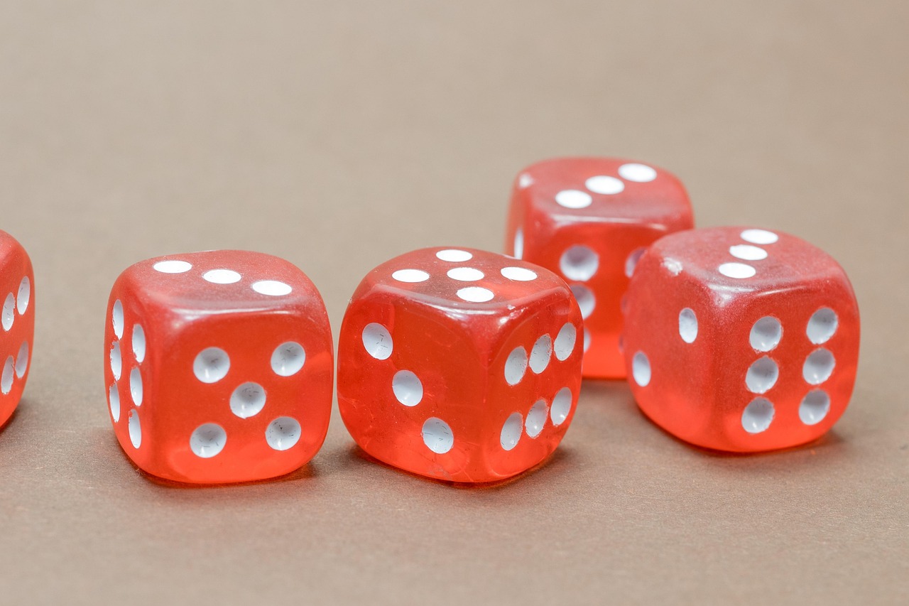 The Real Differences Between Slots, Poker, and Sports Betting